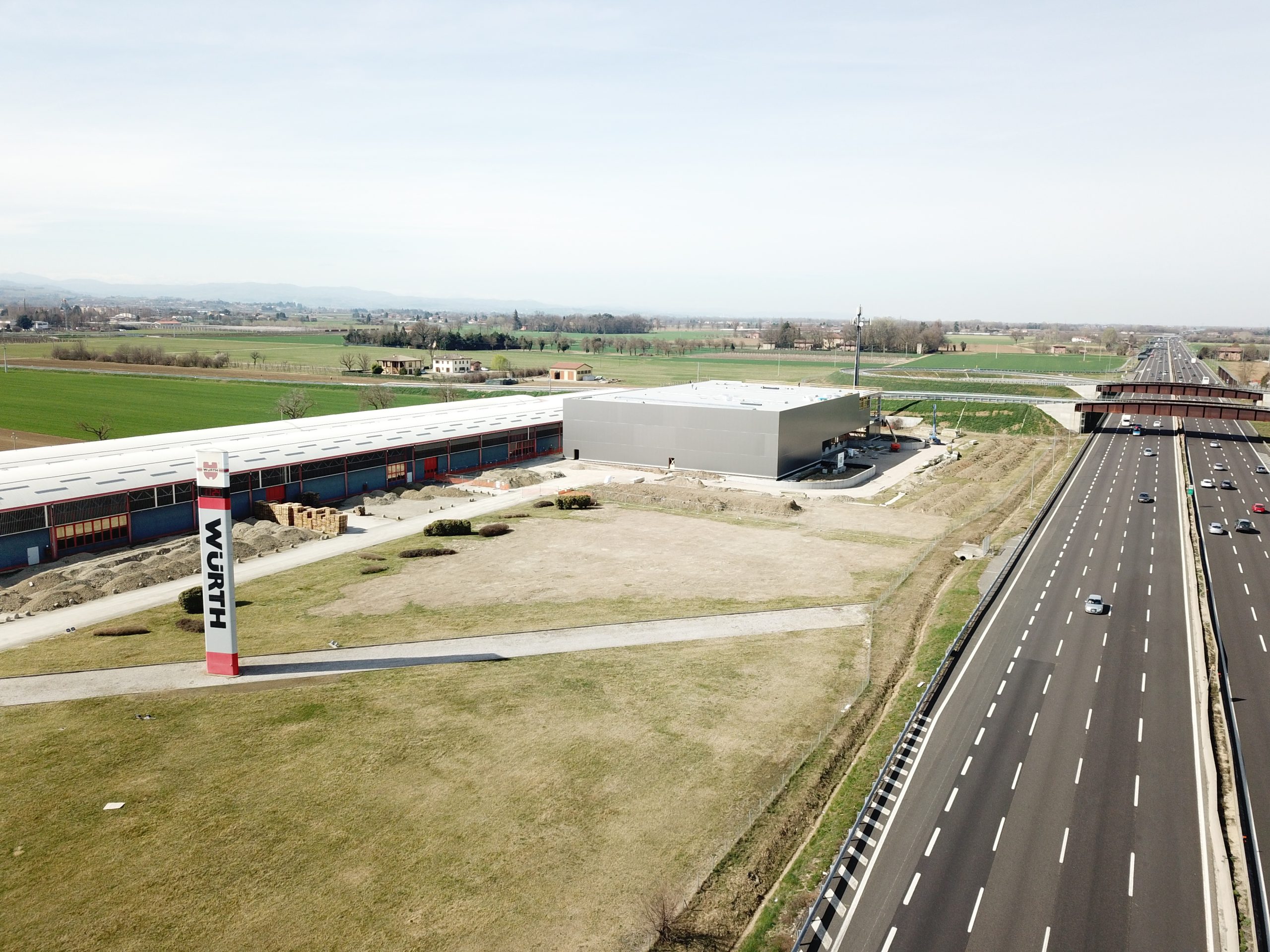 Isol Sistem Srl coperture e facciate industriali